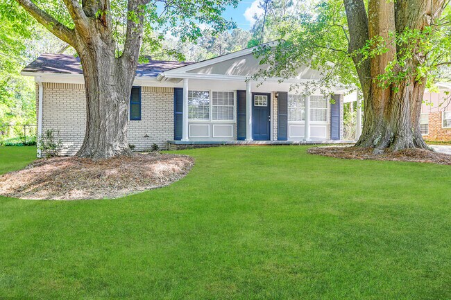 Building Photo - 3539 Meadowridge Dr Sw