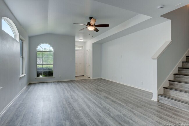 Foto del edificio - 6015 Wexford Pl