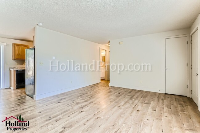 Foto del edificio - Wonderful 2 Bed Apartment in Cornelius!!! ...