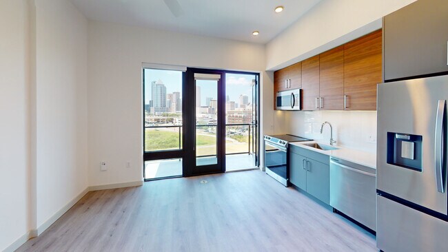 Interior Photo - 101 N Meridian