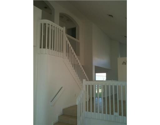 Building Photo - 9829 Scribner Ln