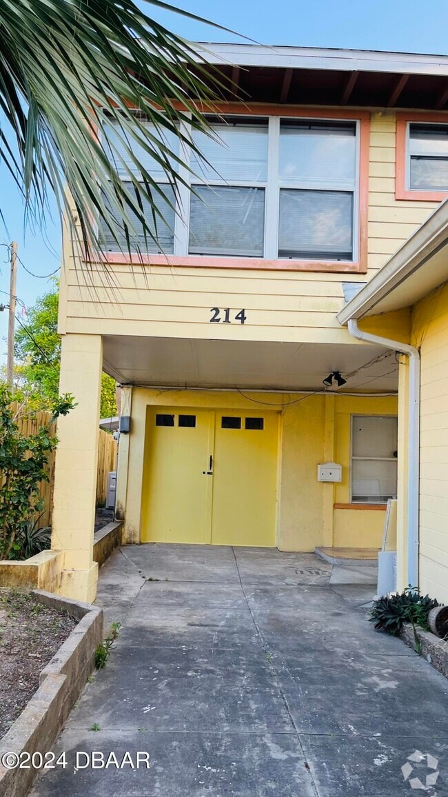 Building Photo - 212 Glenview Blvd