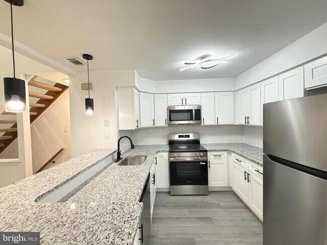 Foto del edificio - 1512 Foxmeadow Cir