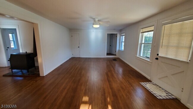 Building Photo - 269 Hazen Rd