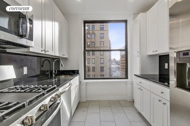 Foto del edificio - 525 W End Ave