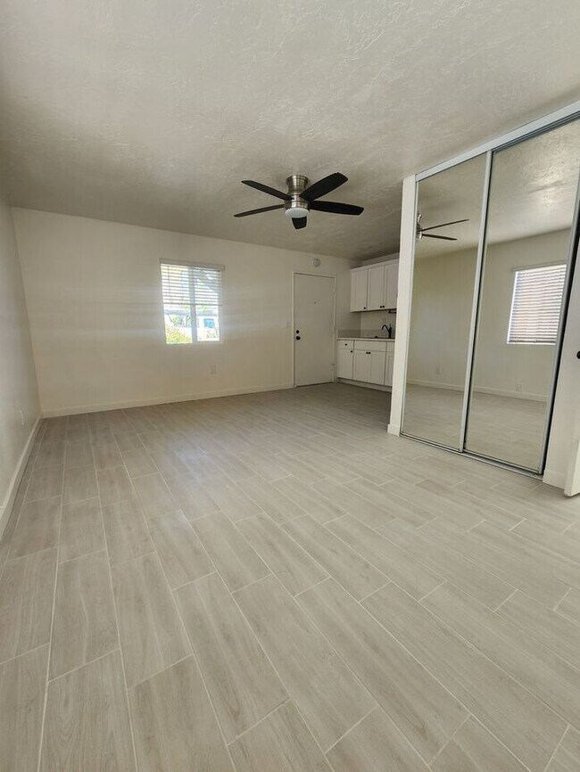 Foto del edificio - Renovated NORMAL HEIGHTS STUDIO FOR RENT-Its a BEAUTY