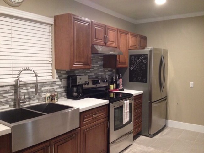 Foto del edificio - 1373 Idaho St