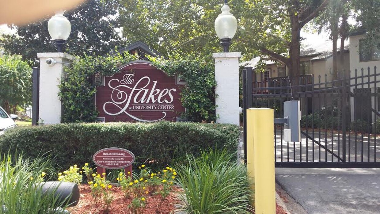 Primary Photo - GATED COMMUNITY BY FSU