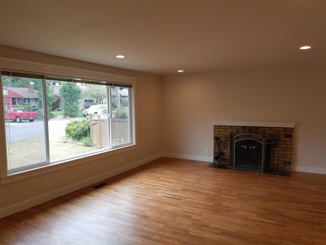 Foto del edificio - 19203 Wallingford Ave N