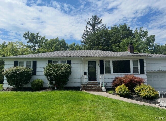 Foto del edificio - 904 Crawford Ave