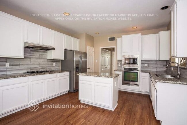 Building Photo - 3614 Pine Chase Dr
