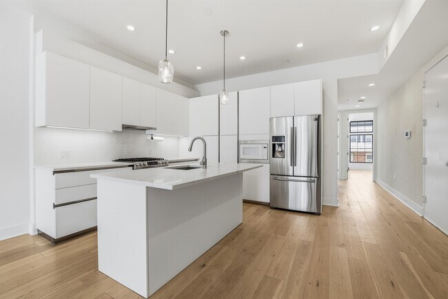 Foto del edificio - 194 Cambridge Ave