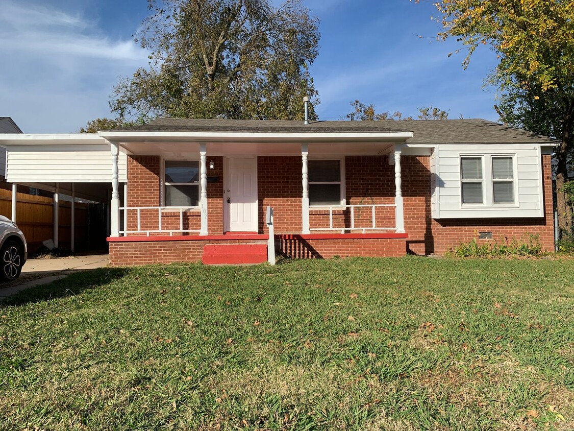 Primary Photo - Home Sweet Home