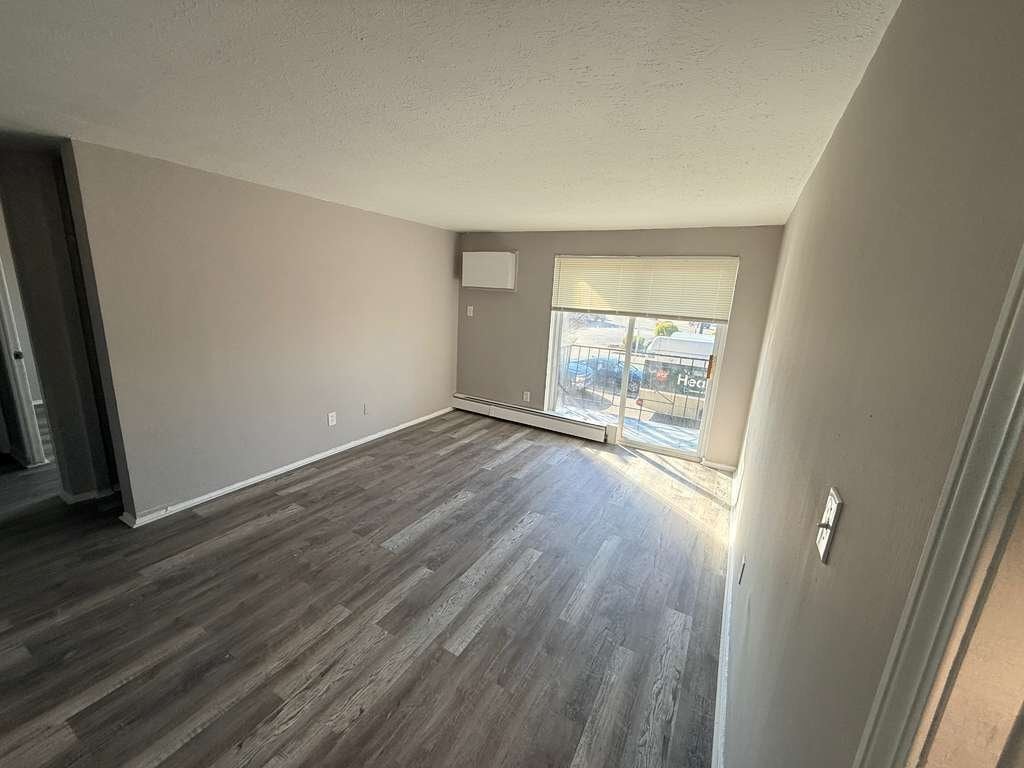 Photo - 13444 Euclid Ave (East Cleveland, OH)
