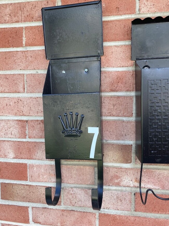 Building Photo - 518 SIXTH STREET