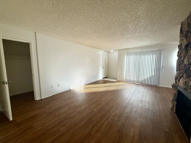 Foto del edificio - 11819 Kiowa Ave