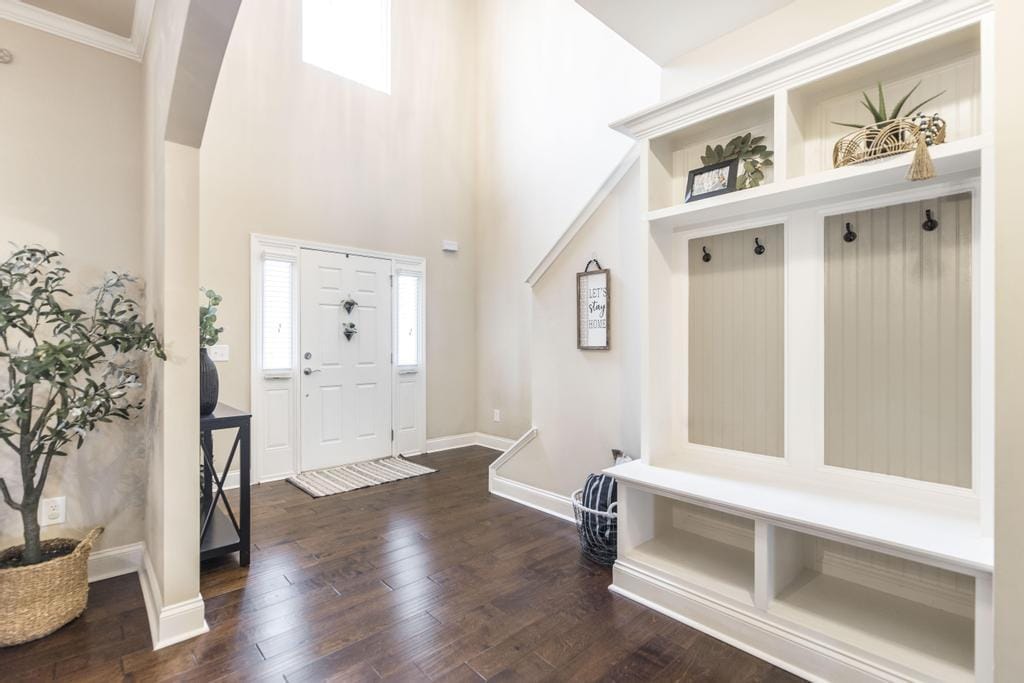 Primary Photo - "Spacious 4-Bedroom Home with Granite Coun...