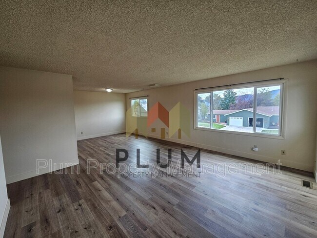 Foto del edificio - 5602 Bridger Ct
