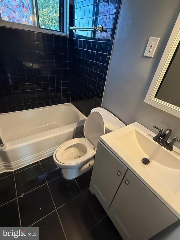 Foto del edificio - 2533 Iverson St