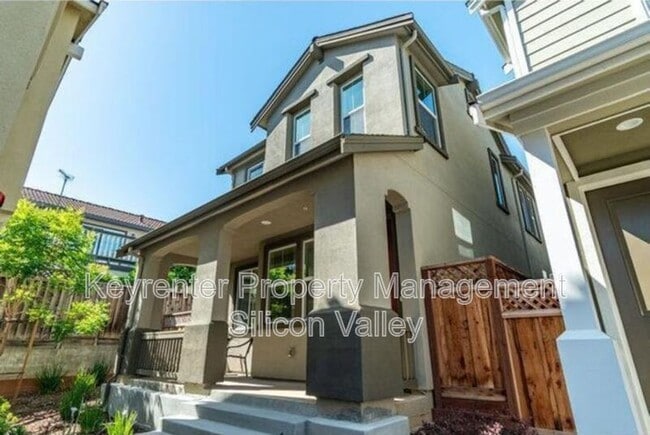 Building Photo - 1020 Skybo Ct