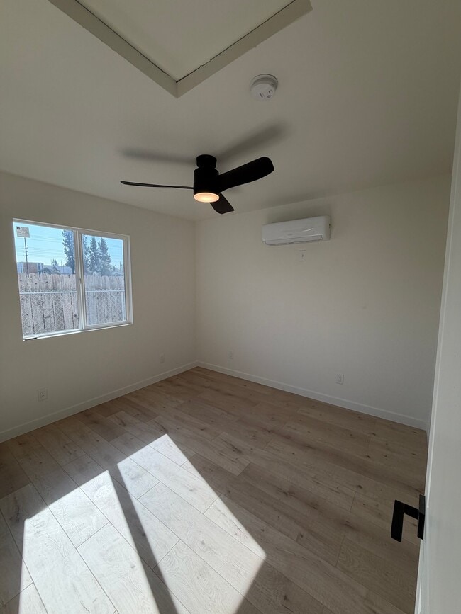 Building Photo - 4104 N Morada Ave