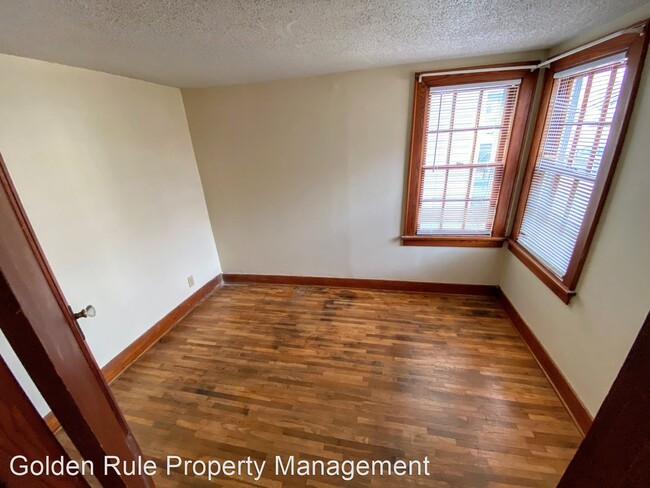 Foto del edificio - 1 br, 1 bath House - 405 E 10th Ave