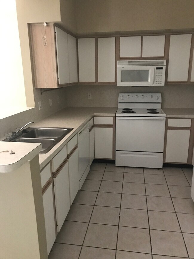Foto del edificio - College Station - 3 Bedroom, 2.5 Bath Town...