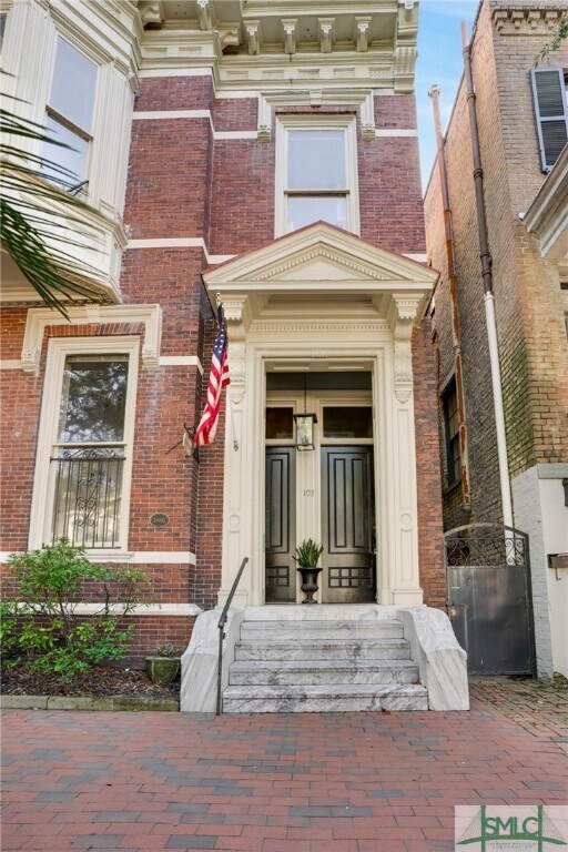 Building Photo - 103 E Jones St