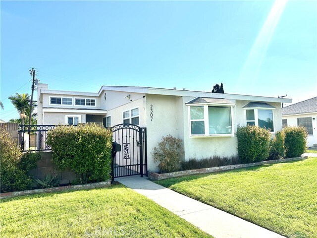 Primary Photo - 2307 Heather Ave