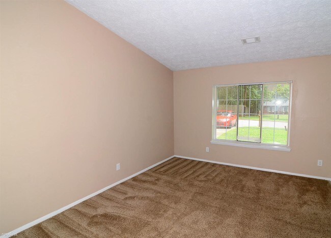 Building Photo - 3 br, 2 bath House - 4834 White Oak Tree