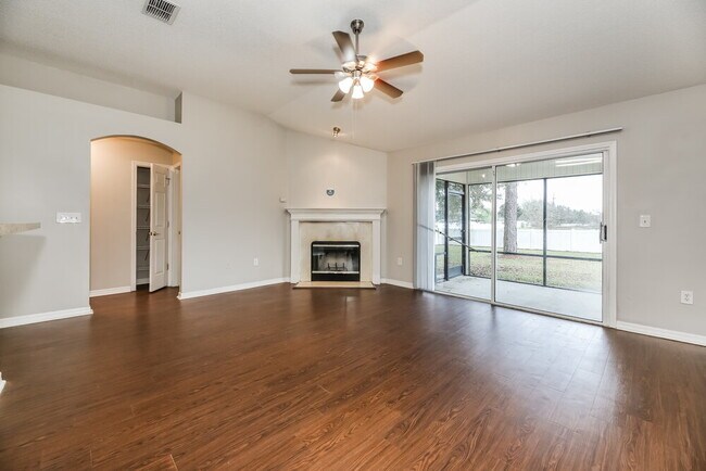 Foto del edificio - 2675 Creek Ridge Dr