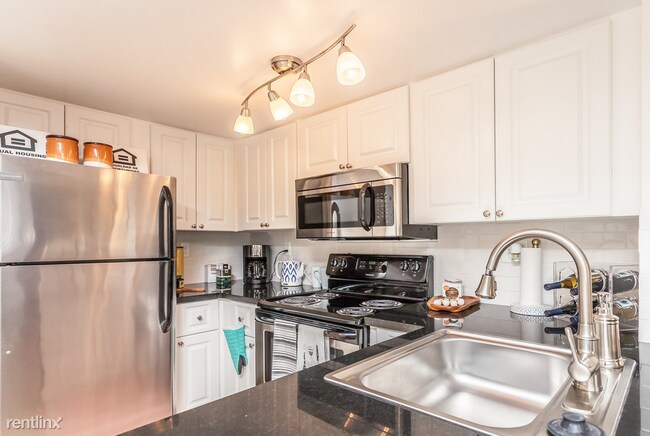 Foto del edificio - 2 br, 2 bath  - 3131 Laurel Ridge Cir