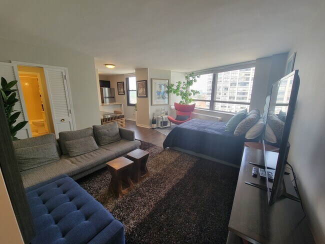 Foto del edificio - 5701 N Sheridan Rd