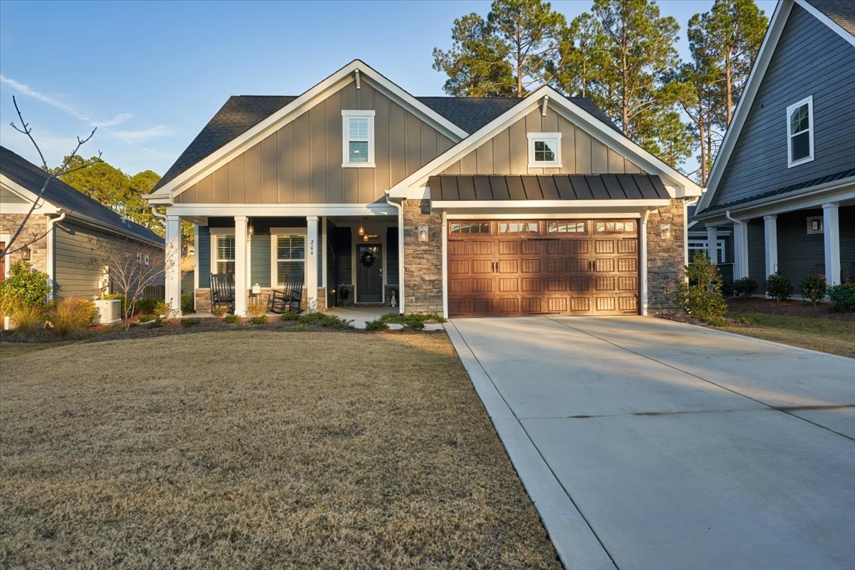 Primary Photo - 204 Holly Springs Ct