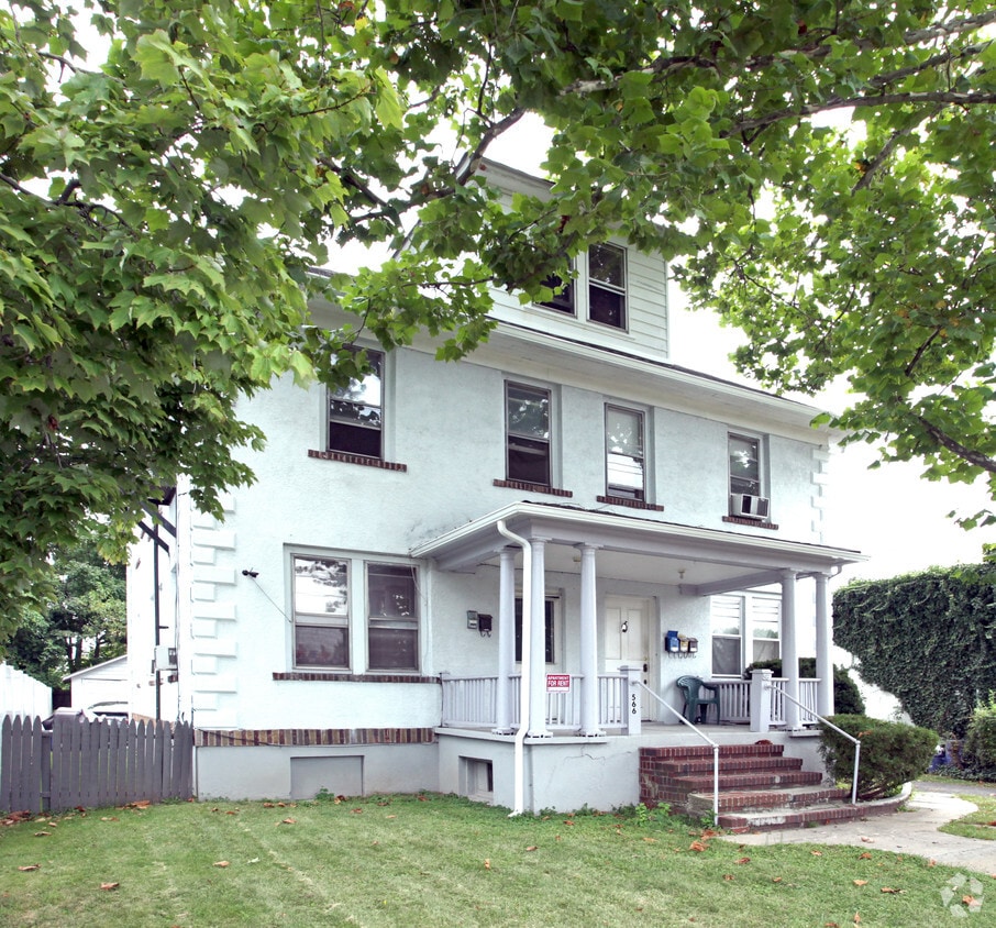 566 Thompson Ave, Bound Brook, NJ 08805 Apartments in Bound Brook, NJ