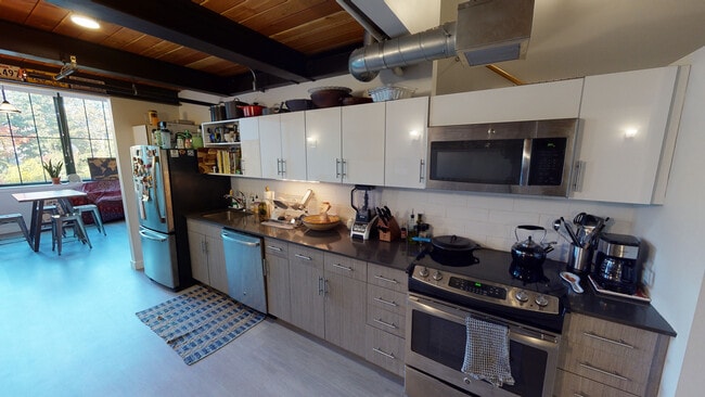 Building Photo - 15 Richdale Ave