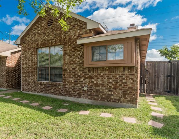 Foto principal - 453 Chestnut Ln