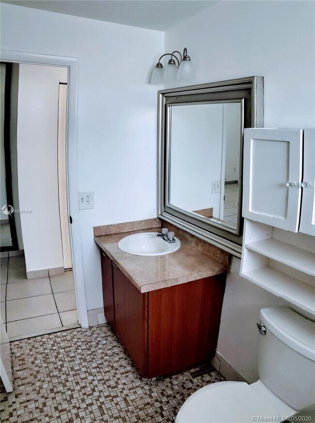 Foto del edificio - 325 SE 2nd St