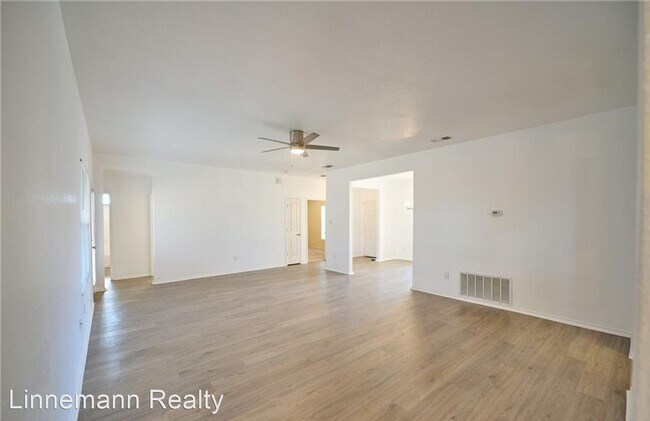 Building Photo - 5106 Screaming Eagle Cir