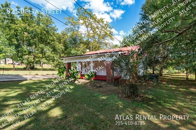 Foto del edificio - 821 Delta Street Bessemer, AL 35020