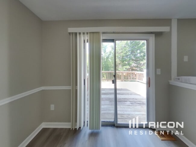 Building Photo - 1650 Elkwood Ct