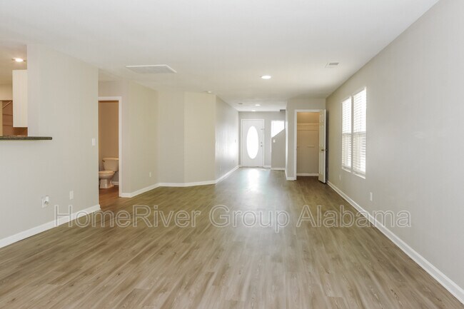 Foto del edificio - 147 Sedgewick Dr