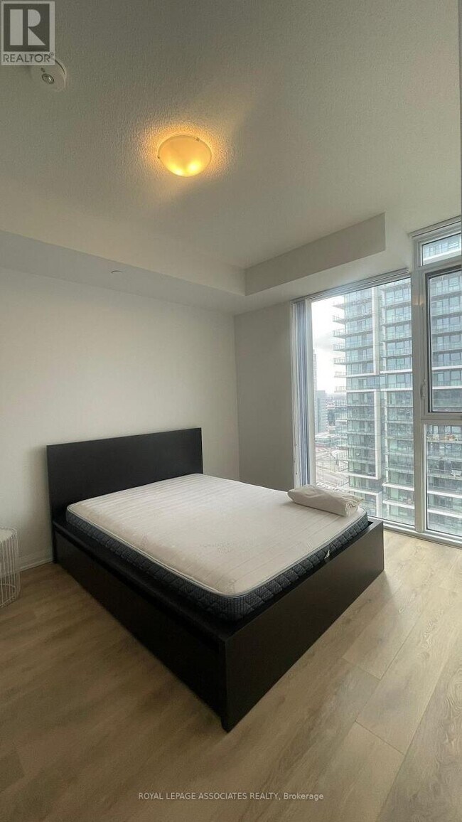 Photo du bâtiment - 7895 Jane St