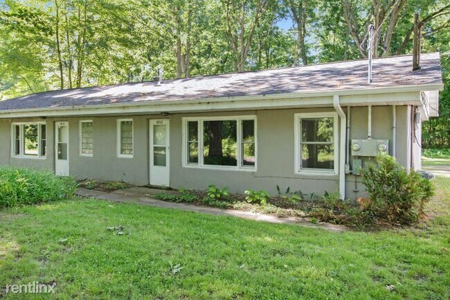 Building Photo - 2 br, 1 bath Duplex - 4212 Branch Ave