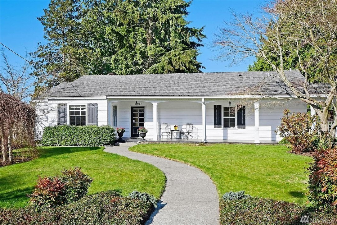 Foto principal - 12225 9th Ave NW