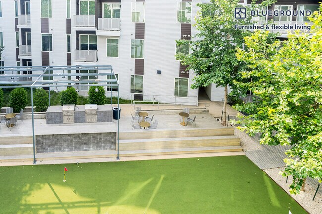 Building Photo - 1301 W Koenig Ln