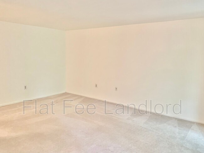Building Photo - 1524 Northgate Square