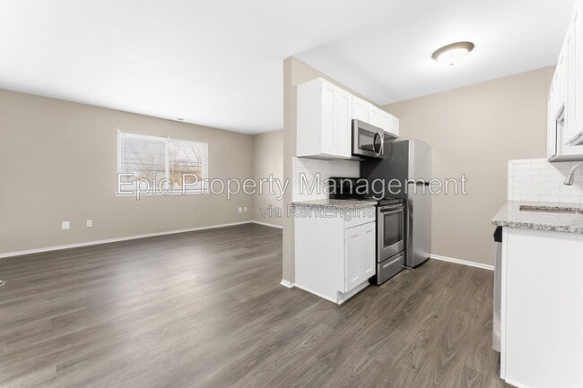 Foto del edificio - 31471 Block St