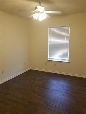 Foto del edificio - 6499 Central Ave