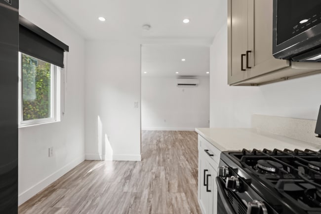 Building Photo - 2511 Pennsylvania Ave